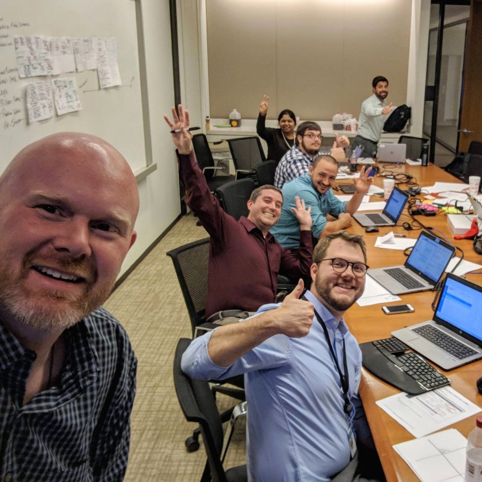 A group selfie of Wayne with workshop peeps